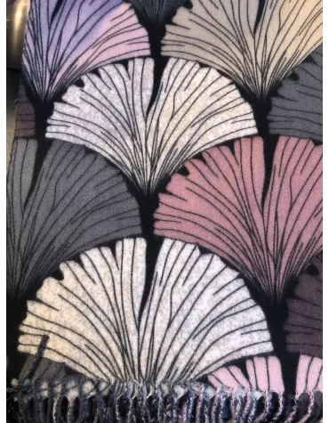 Жіночий шарф, Італія